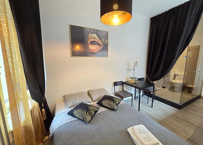 Lägenhet S13 Gold & *