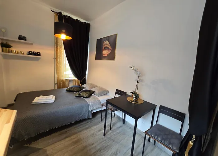 S13 Gold & Lägenhet *